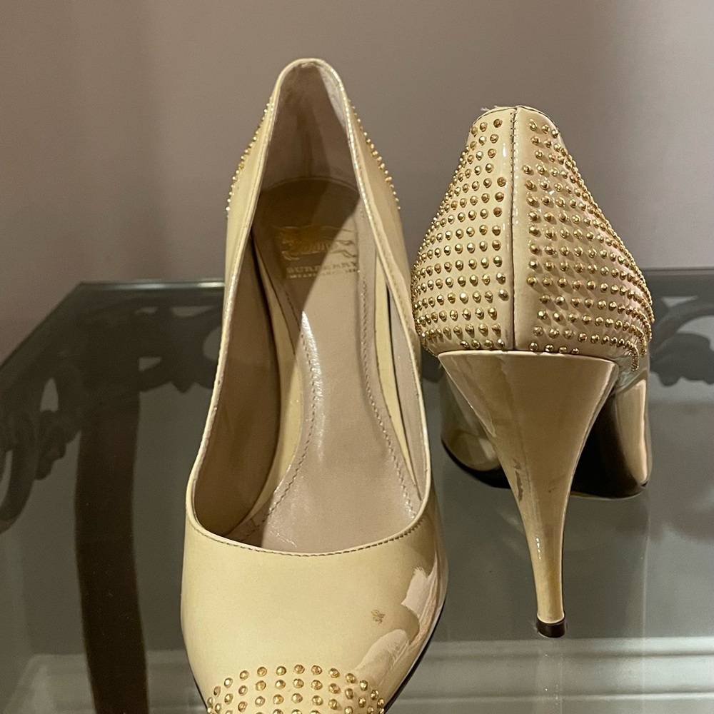 Burberry stilleto